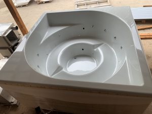 square hot tub eye
