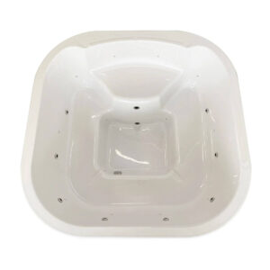 Munich Square Hot Tub - Image 5