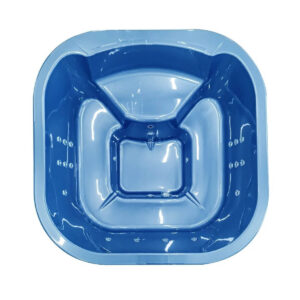 Munich Square Hot Tub - Image 6